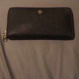 Black Tory Burch passport wallet